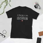 M'en fous je suis Lozérien - T-shirt Standard - Ici & Là - T-shirts & Souvenirs de chez toi