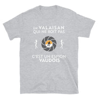 Thumbnail for T-shirt Valais bleu marine dos - Le gars qui ne boit pas c'est un espion