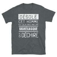 Thumbnail for T-shirt Monaco gris foncé - Désolé ce mec est pris par une fille qui déchire