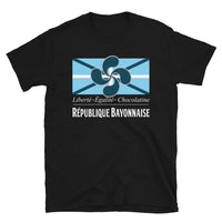 Thumbnail for T-shirt Bayonne gris foncé face - Fierté locale et confort durable