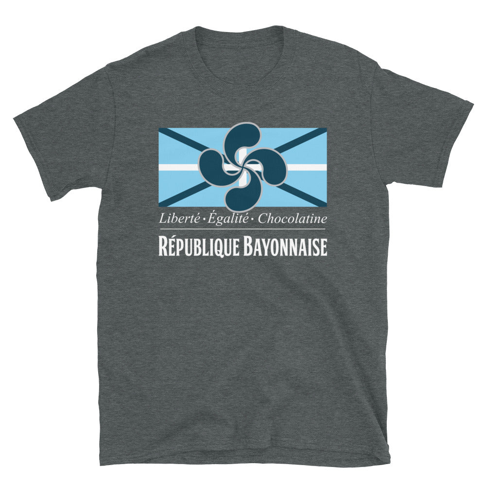 T-shirt Bayonne noir face - Fierté locale et confort durable