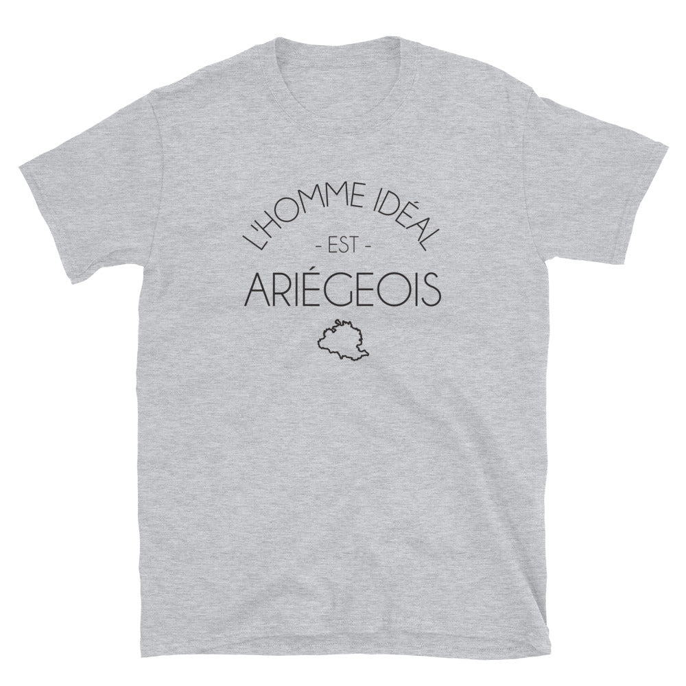 L'homme idéal est Ariégeois - T-shirt Standard - Ici & Là - T-shirts & Souvenirs de chez toi