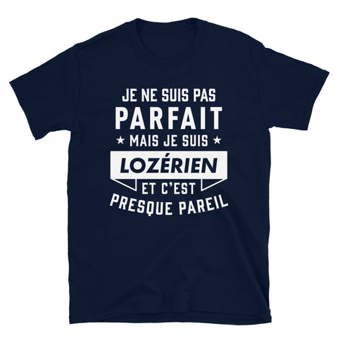 Parfait Lozérien V2 - T-shirt Standard - Ici & Là - T-shirts & Souvenirs de chez toi