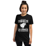 La Corrèze vit en moi - T-shirts Unisexe Standard - Ici & Là - T-shirts & Souvenirs de chez toi