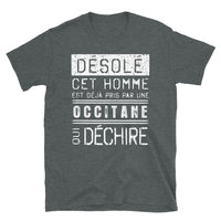 Thumbnail for T-shirt Occitanie gris foncé - Désolé, ce mec est pris par une fille qui déchire