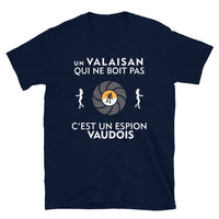 Thumbnail for T-shirt Valais noir dos - Le gars qui ne boit pas c'est un espion