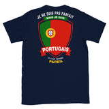Je ne suis pas parfait mais je suis portugais - T-shirts Unisexe Standard - Ici & Là - T-shirts & Souvenirs de chez toi