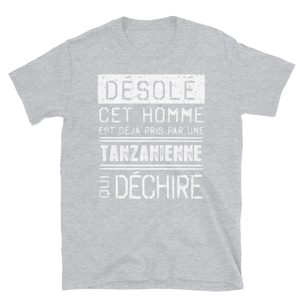 T-shirt Tanzanienne bleu marine dos - Désolé ce mec est pris par une fille