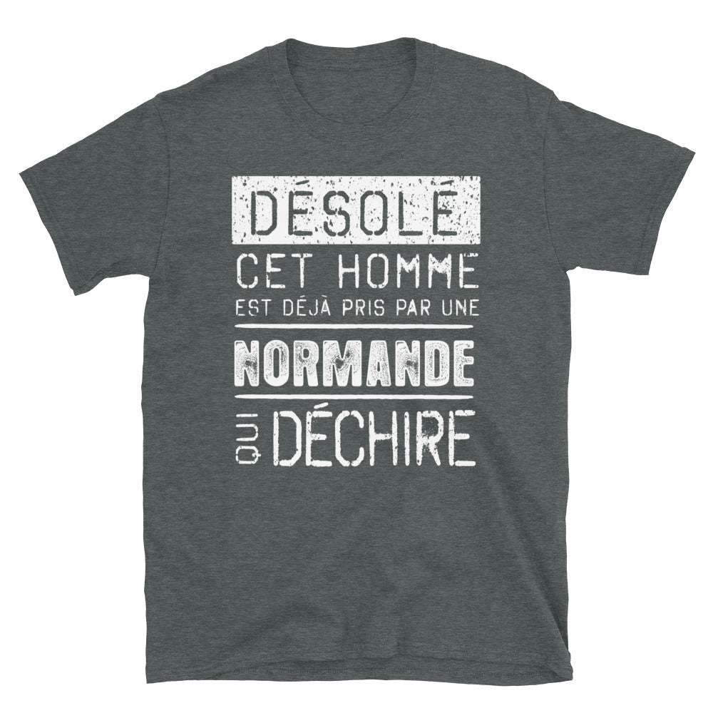 T-shirt Normande bleu marine - Désolé ce mec est pris par une fille qui déchire