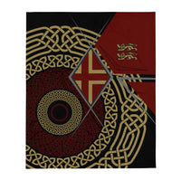 Thumbnail for Plaid Normandie - Drapeau scandinave et léopards - design élégant