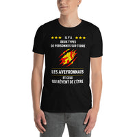 Thumbnail for Aveyronnais, Il y a deux types de personnes - T-shirt standard - Ici & Là - T-shirts & Souvenirs de chez toi