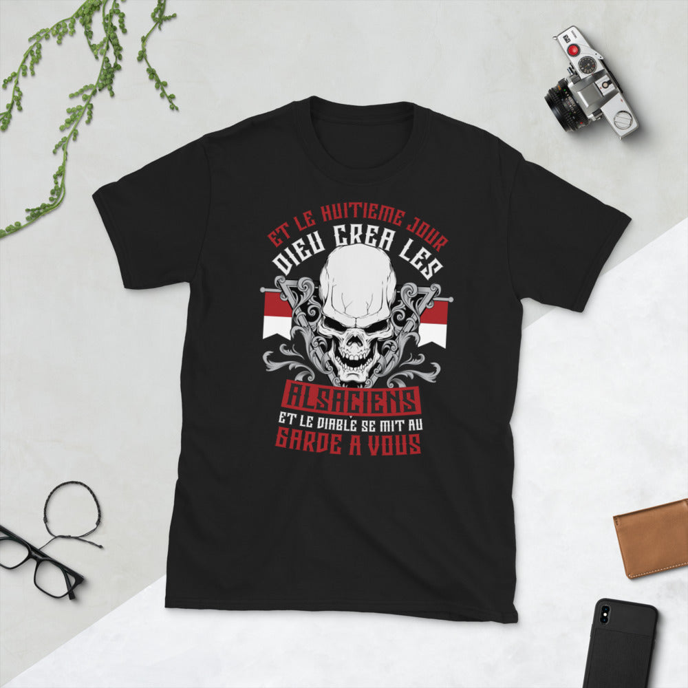 Alsaciens et le Diable 8e jour - T-shirt humour standard Alsace - Ici & Là - T-shirts & Souvenirs de chez toi