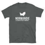 Normandie là où mon histoire commence - T-shirt unisexe standard - Ici & Là - T-shirts & Souvenirs de chez toi