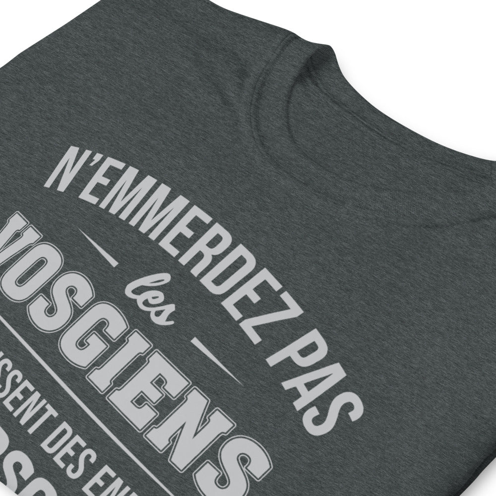 Humorvolle Geschenkidee für ein T-Shirt im Vogesen-Stil: „Lass sie in Ruhe.“ Vogesen