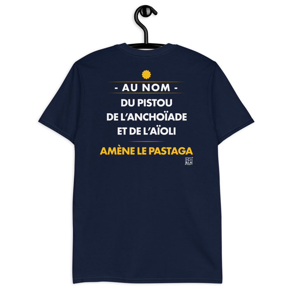 Au nom du Pistou Amène le Pastaga - Provence - Marseille - T-shirt standard - Ici & Là - T-shirts & Souvenirs de chez toi