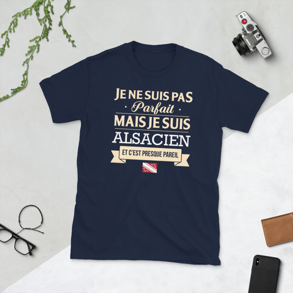 T-shirt Alsacien bleu marine - Je ne suis pas parfait mais je suis Alsacien