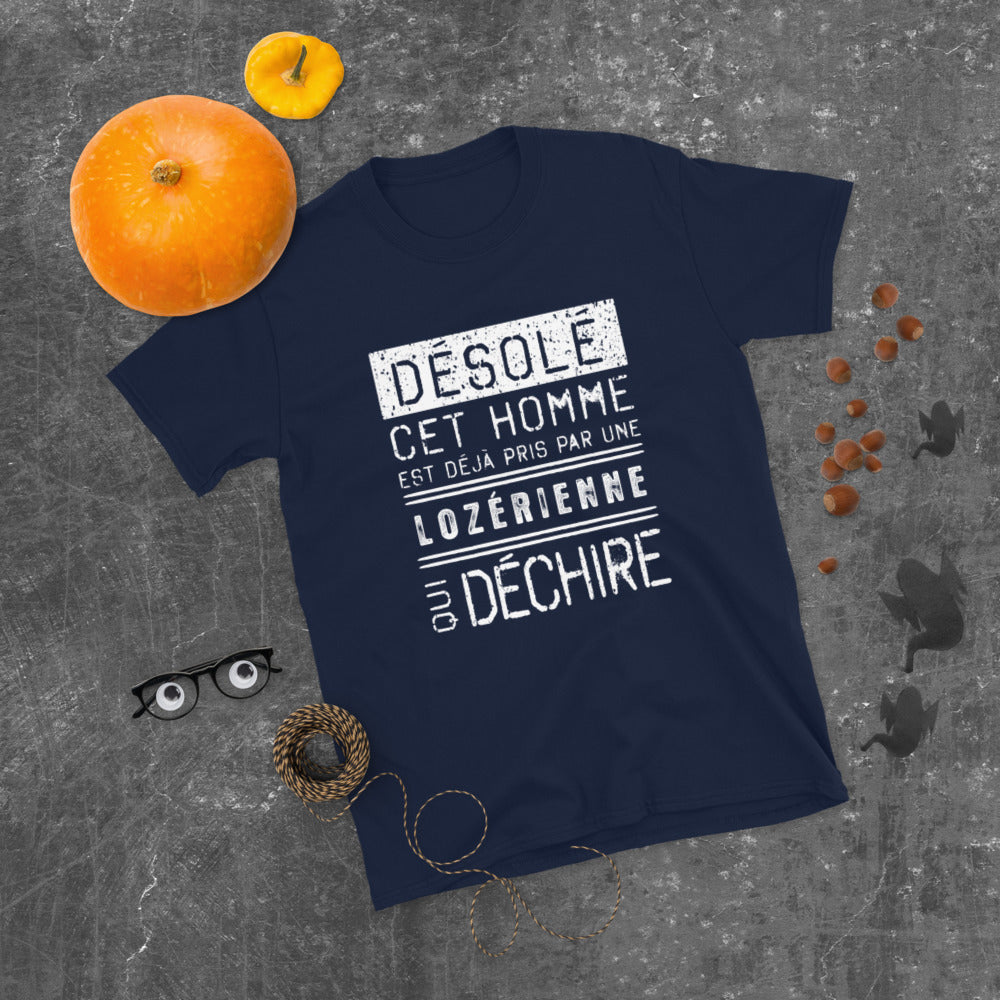 Désolé cet homme est pris par une Lozérienne - T-shirt standard