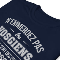 Thumbnail for Humorvolle Geschenkidee für ein T-Shirt im Vogesen-Stil: „Lass sie in Ruhe.“ Vogesen