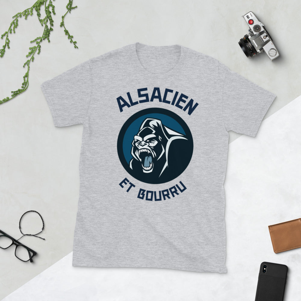 Alsacien bourru T-shirt Unisexe à Manches Courtes - Ici & Là - T-shirts & Souvenirs de chez toi