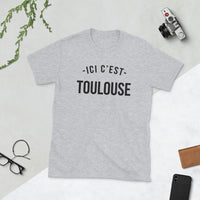 Thumbnail for Ici c'est Toulouse - T-shirt standard - Ici & Là - T-shirts & Souvenirs de chez toi