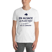 Thumbnail for En Alsace la pluie vient toujours de - T-shirt standard humour