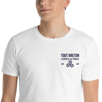 Thumbnail for Tout Breton mérite sa bière - T-shirt Brodé - Ici & Là - T-shirts & Souvenirs de chez toi