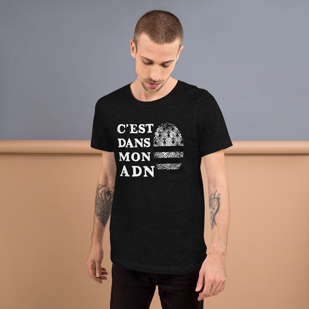 C'est dans mon ADN - Bretagne - T-Shirt unisexe léger et doux - Ici & Là - T-shirts & Souvenirs de chez toi