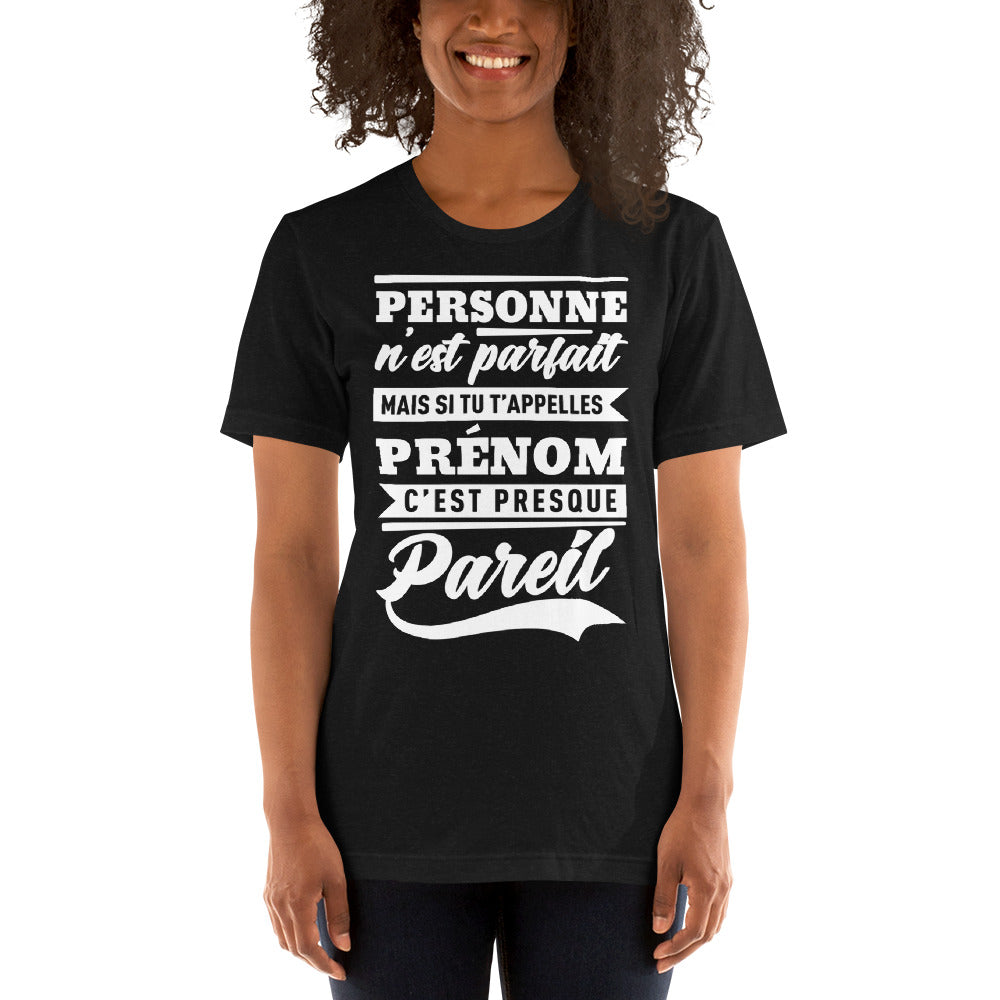 T-shirt personnalisé rouge - Votre prénom en design unique